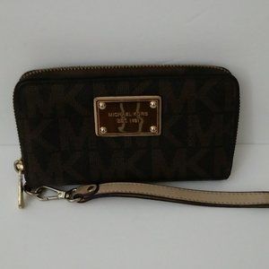 Michael Kors Signature Small Pebbled Brown Leather Wallet